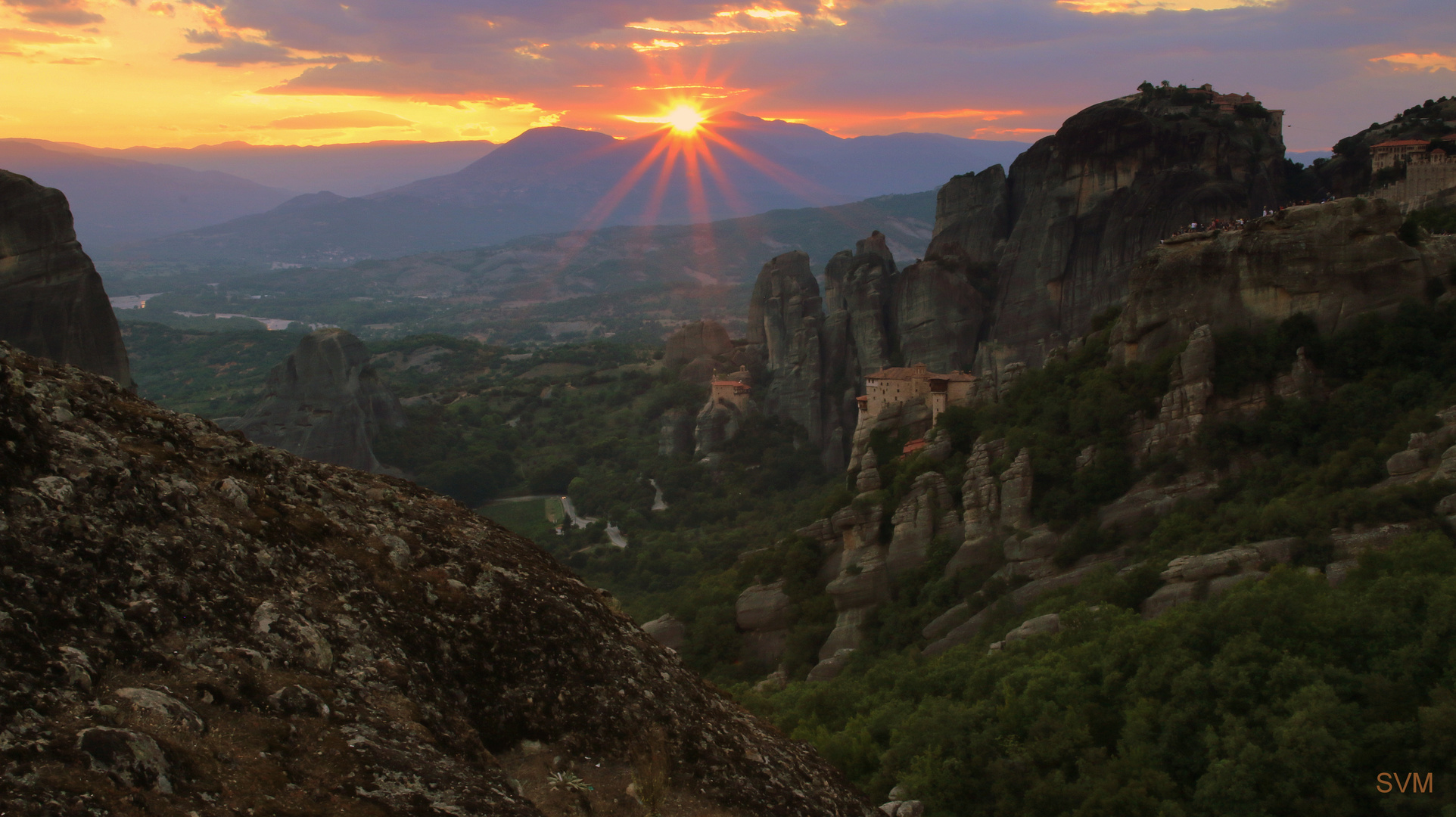 Sonnenuntergang im Meteora- Gebiet