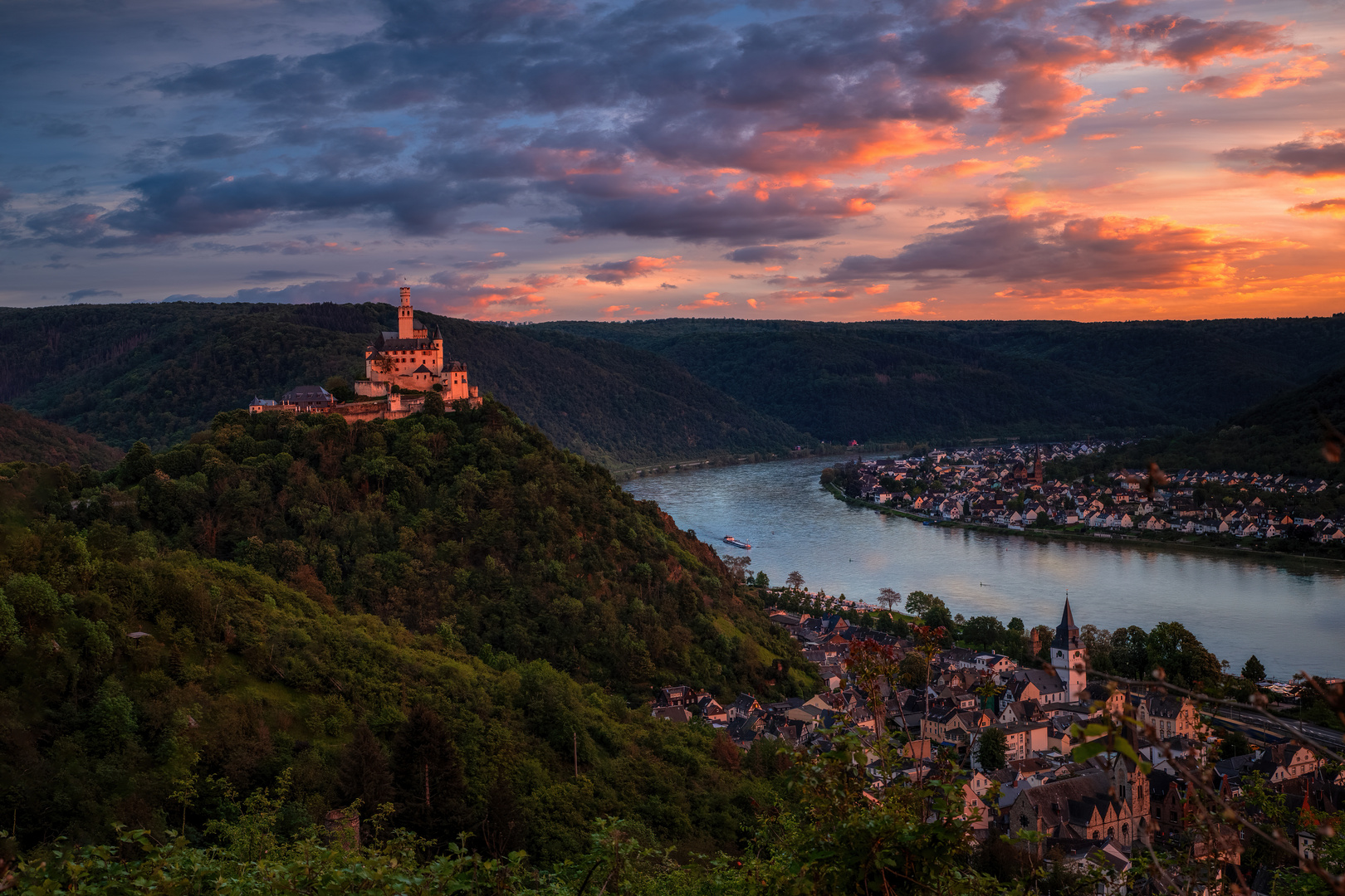 Sonnenuntergang im Mittelrheintal