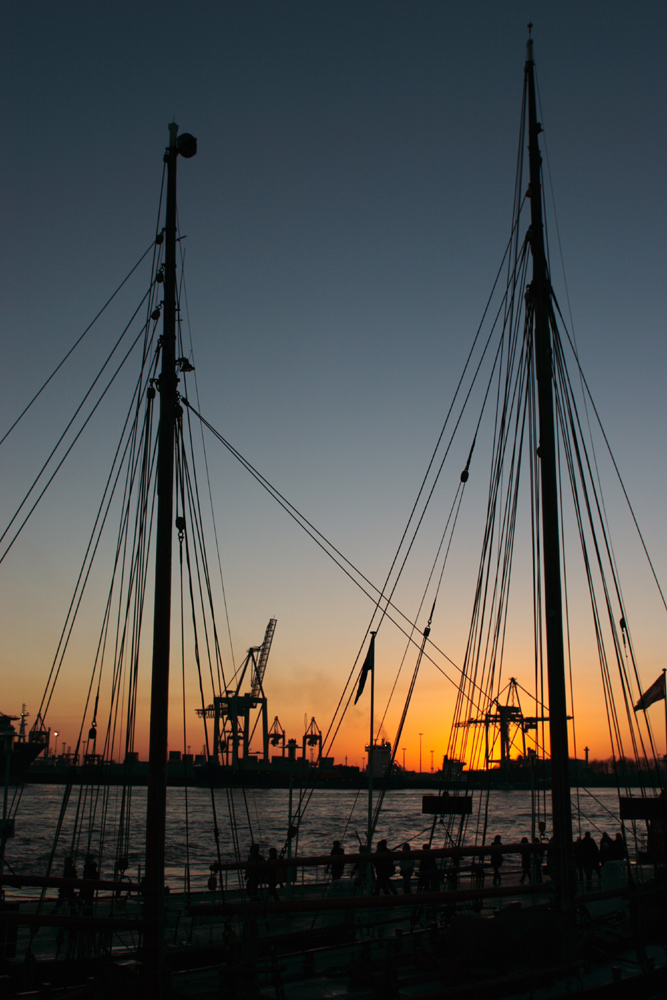 Sonnenuntergang im Museumshafen