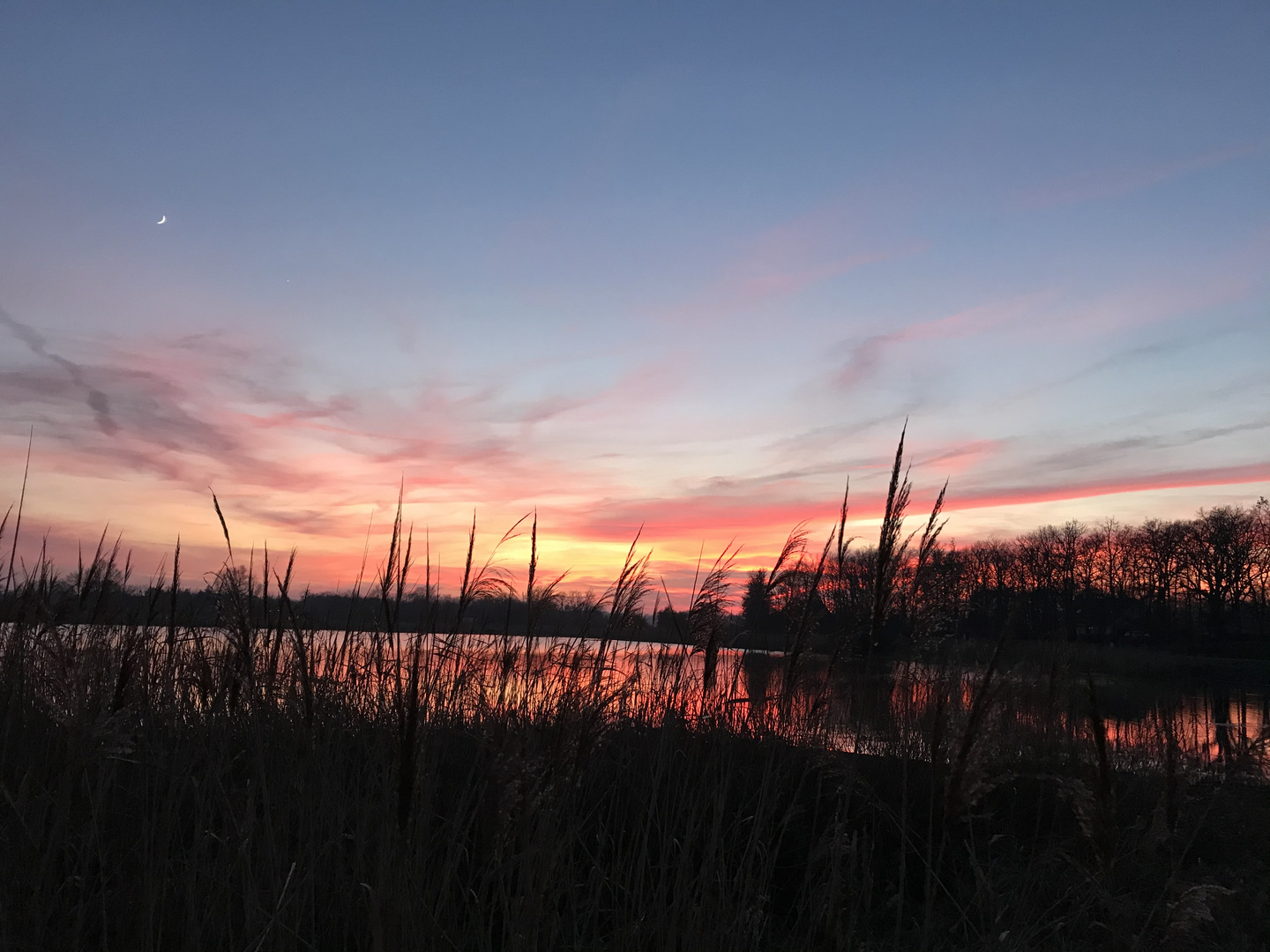 Sonnenuntergang im Naturpark Brenne, Frankreich 