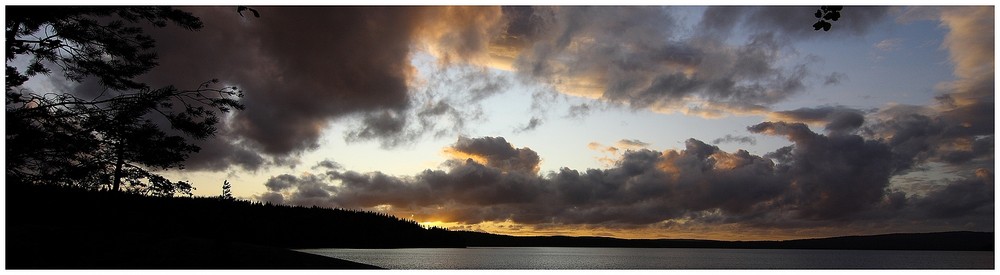 Sonnenuntergang im Naturreservat Glaskogen/Schweden