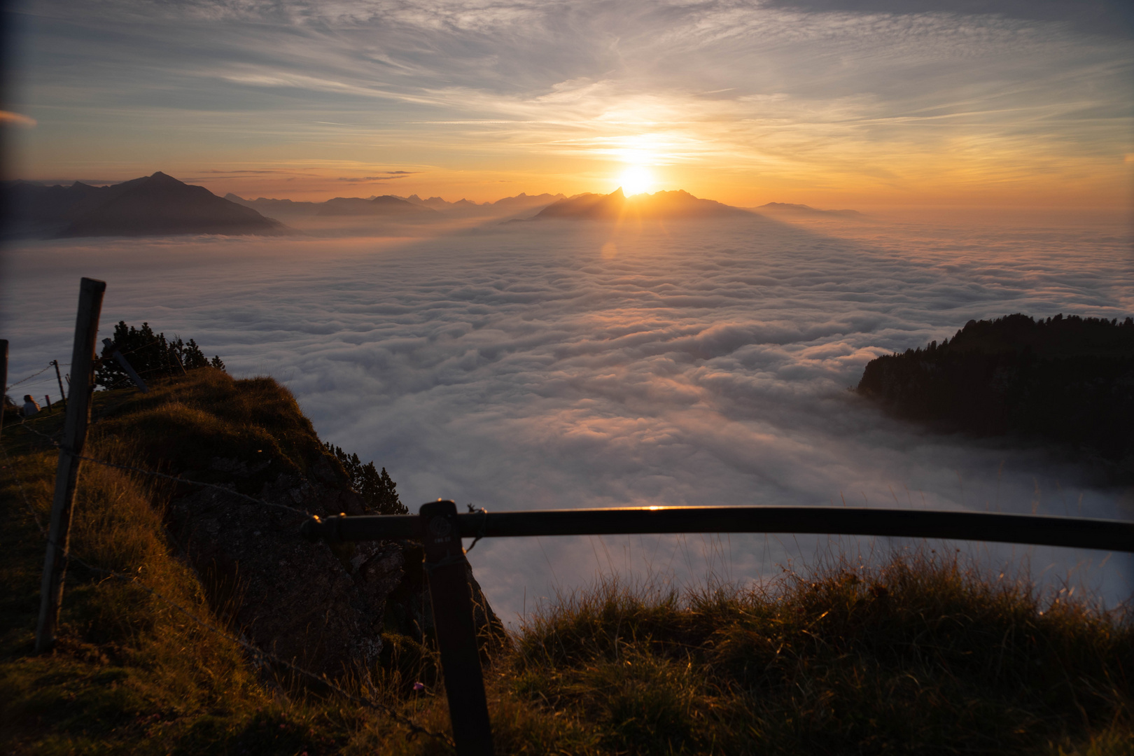 Sonnenuntergang im Nebelmeer