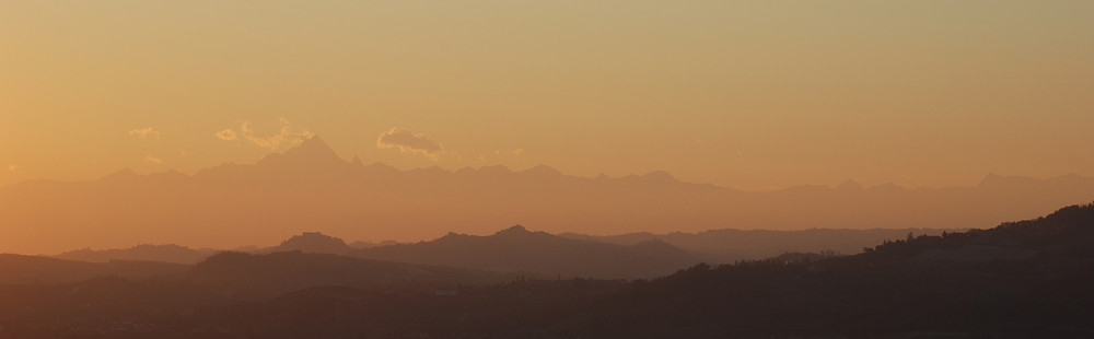 Sonnenuntergang im Piemont