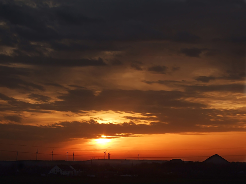 Sonnenuntergang im Saalkreis