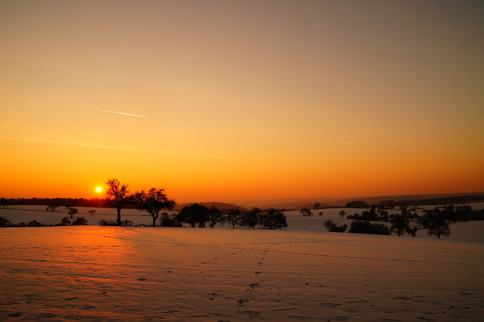 Sonnenuntergang im Schnee 