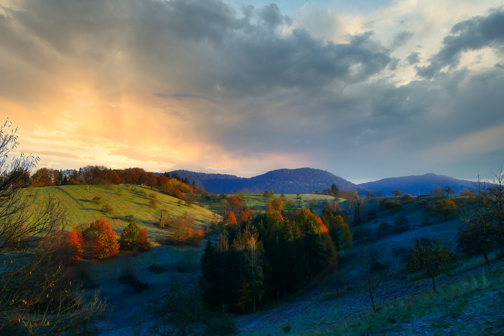 Sonnenuntergang im Schwarzwald 