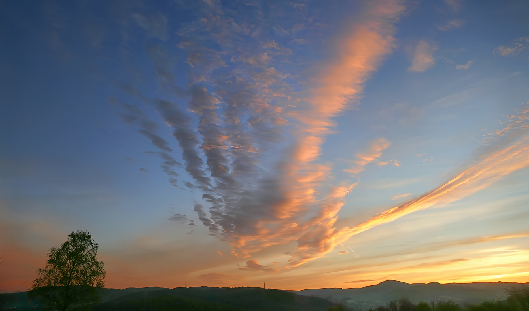 Sonnenuntergang im Siegerland 