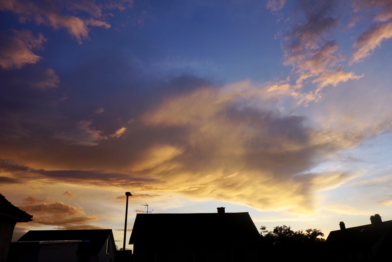 Sonnenuntergang im Sommer 2