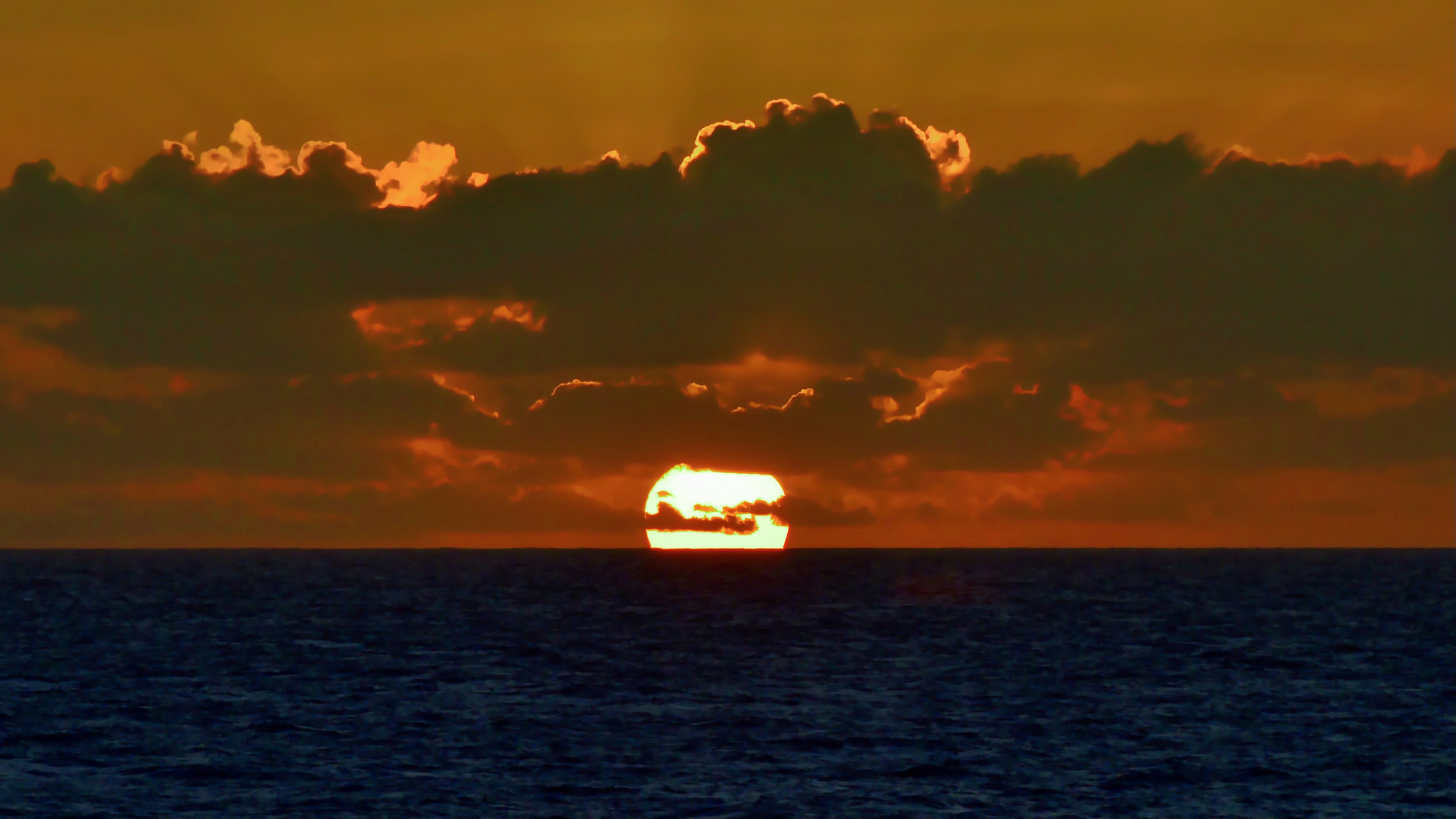 Sonnenuntergang im Südpazifik