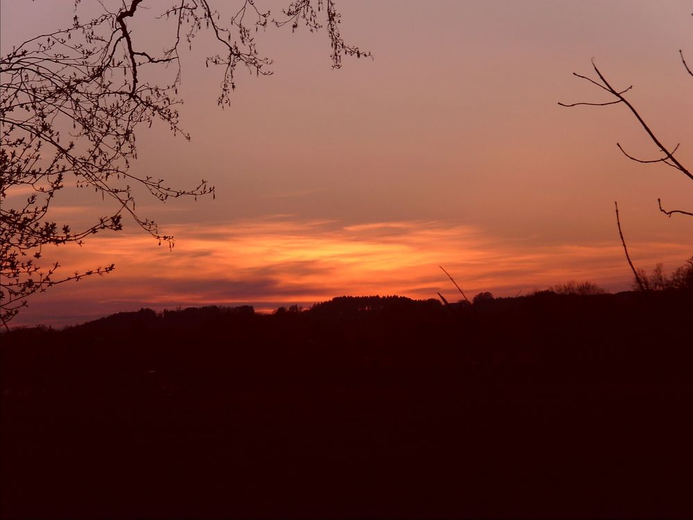 Sonnenuntergang -im Voralpengebiet