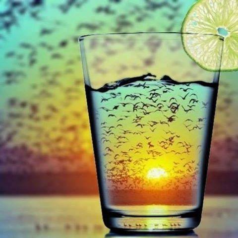 Sonnenuntergang im Wasserglas