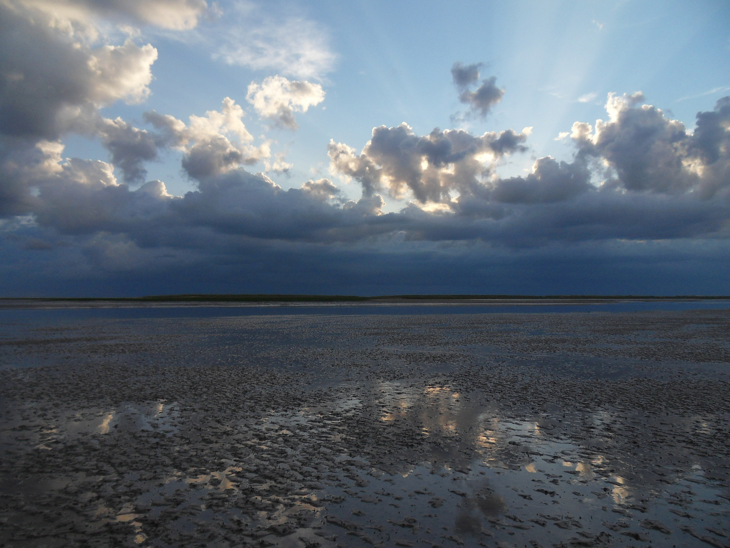 Sonnenuntergang im Watt