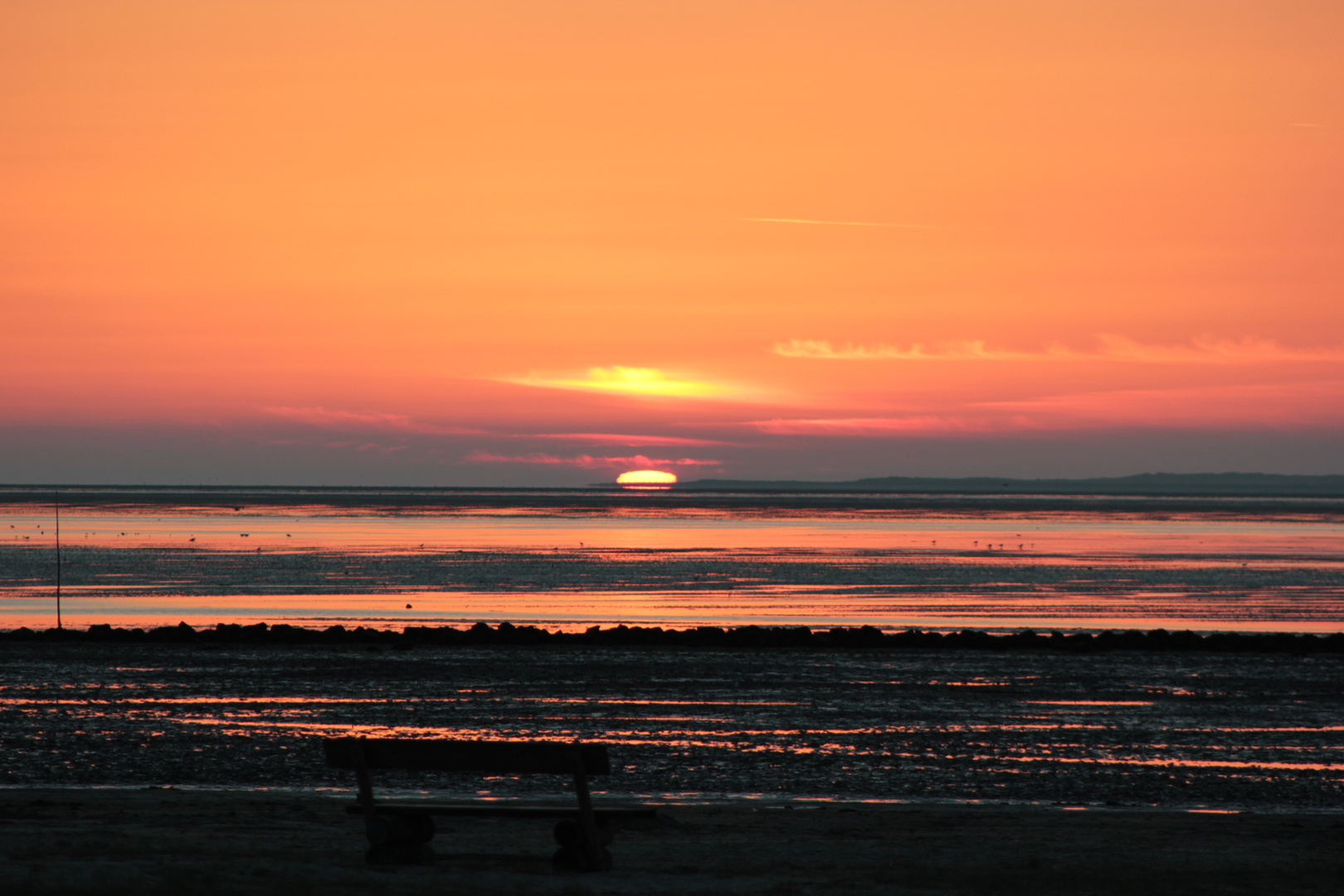 Sonnenuntergang im Watt an der Nordsee