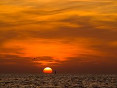 Sonnenuntergang im Wattenmeer