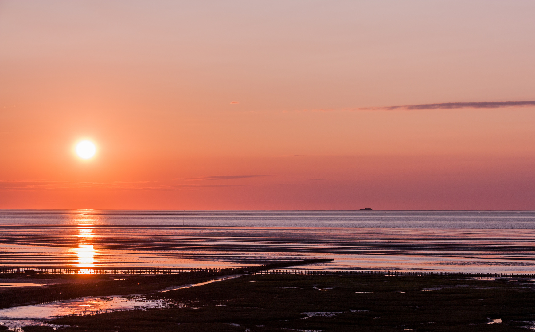 Sonnenuntergang im Wattenmeer