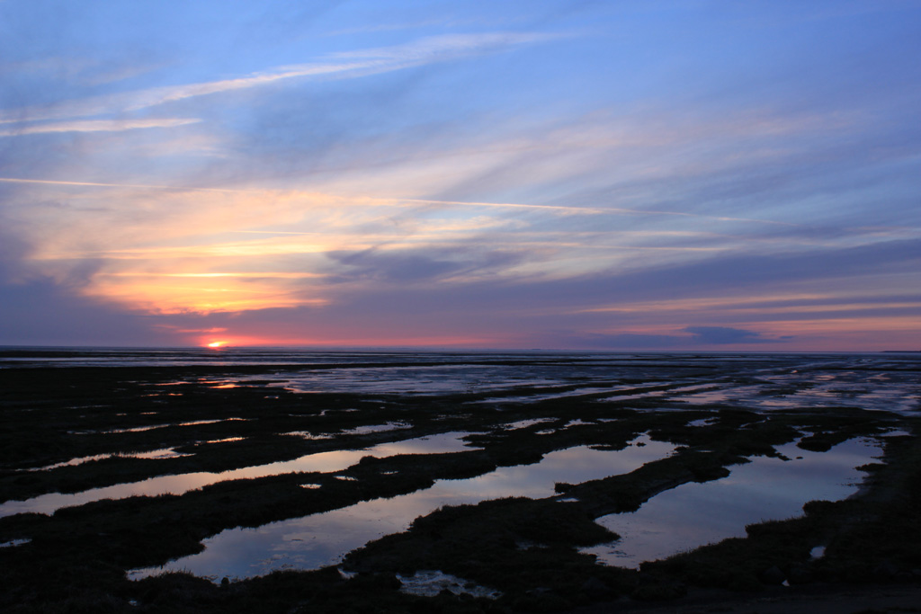 Sonnenuntergang im Wattenmeer