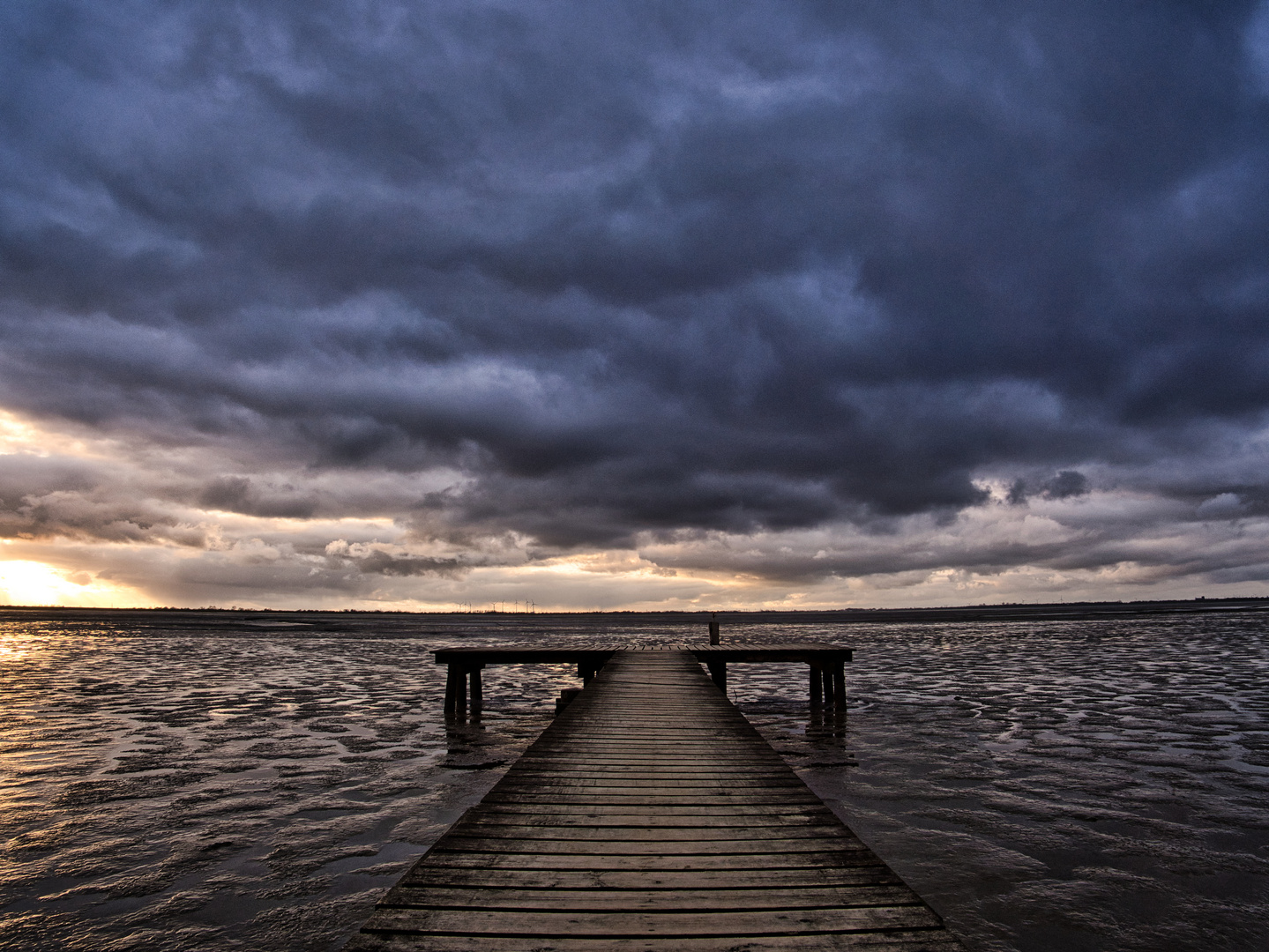 Sonnenuntergang im Wattenmeer