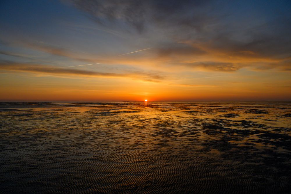 Sonnenuntergang im Wattenmeer