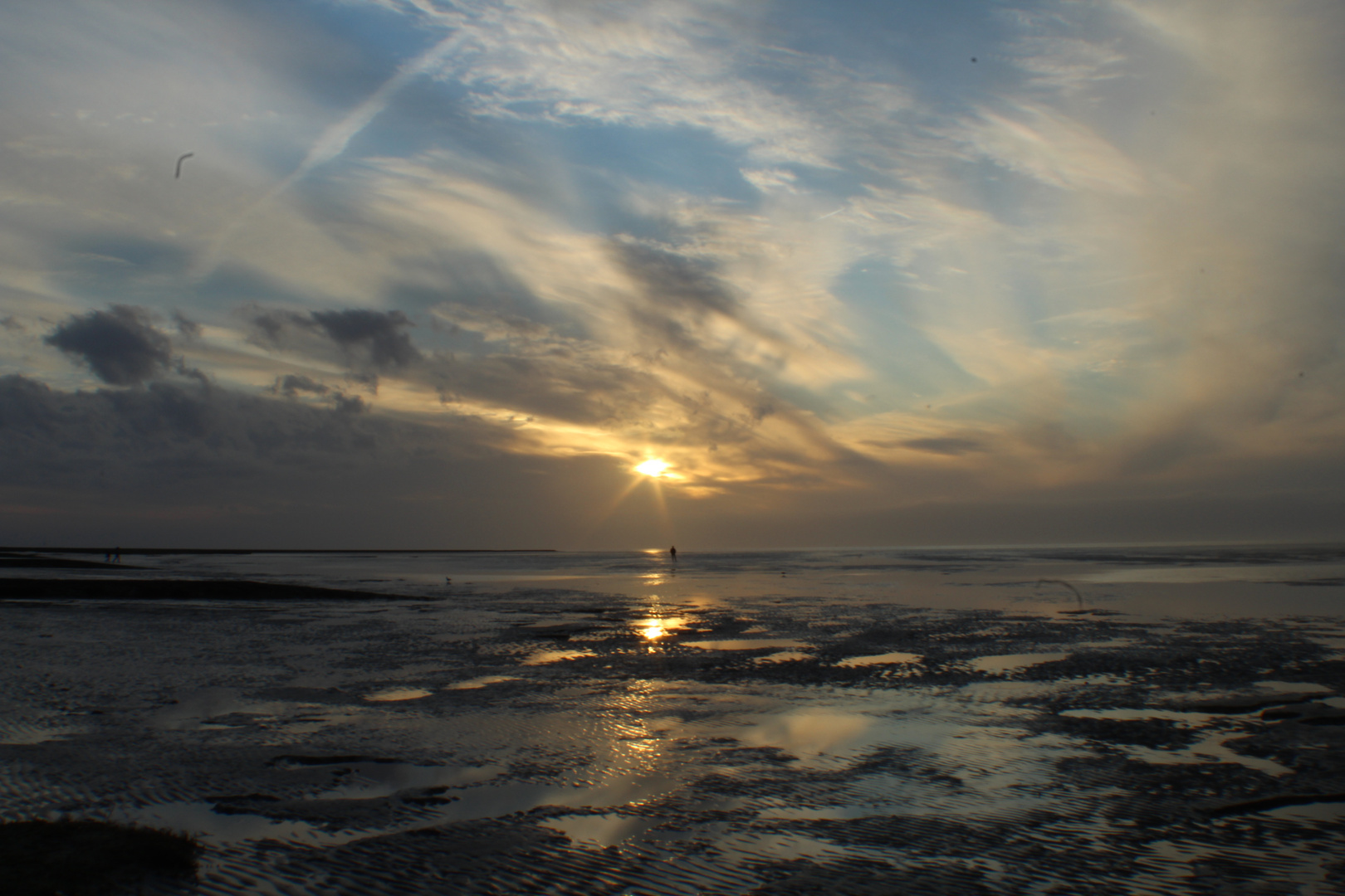 Sonnenuntergang im Wattenmeer