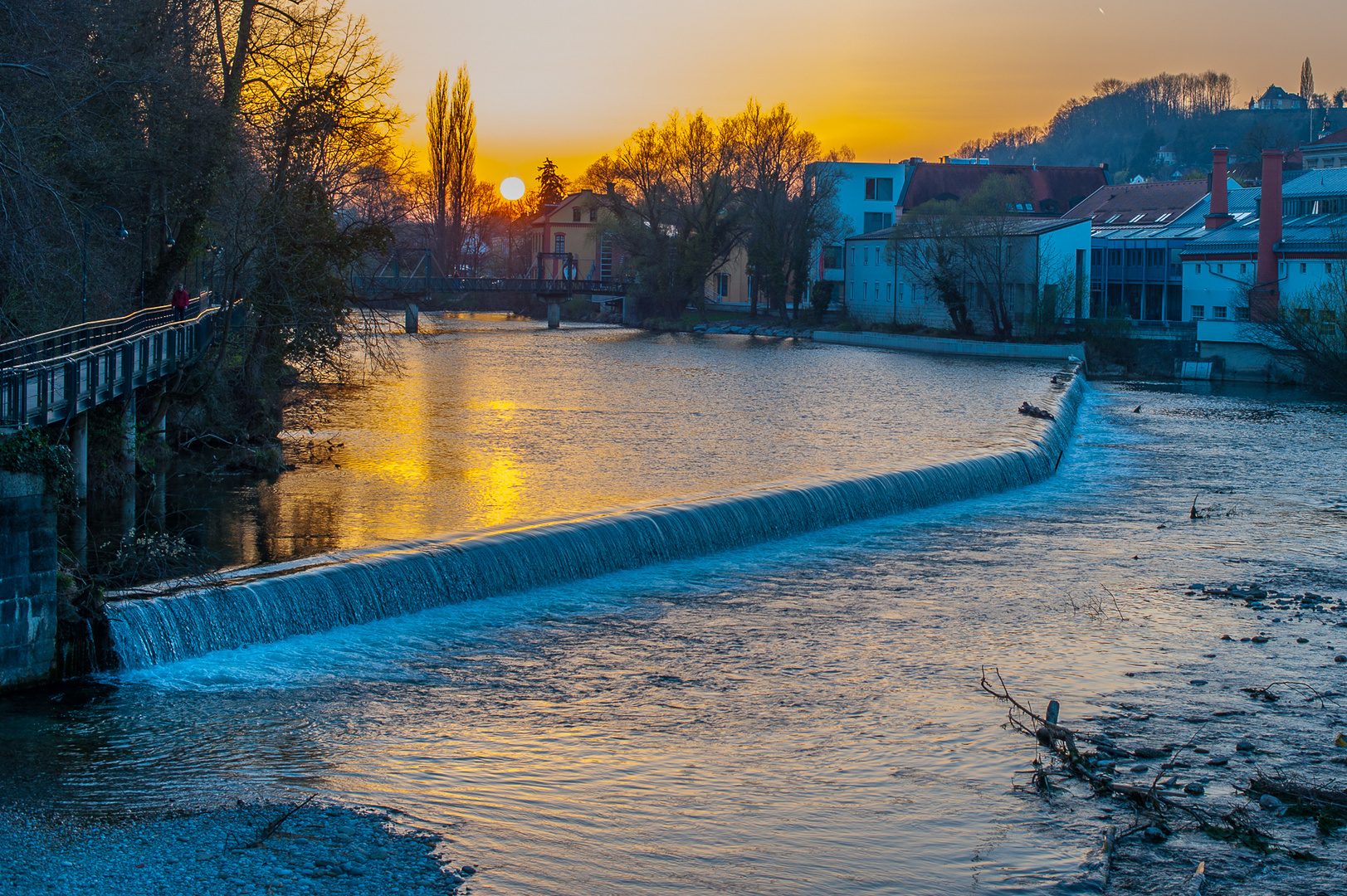 Sonnenuntergang im Wehrgraben (Steyr)