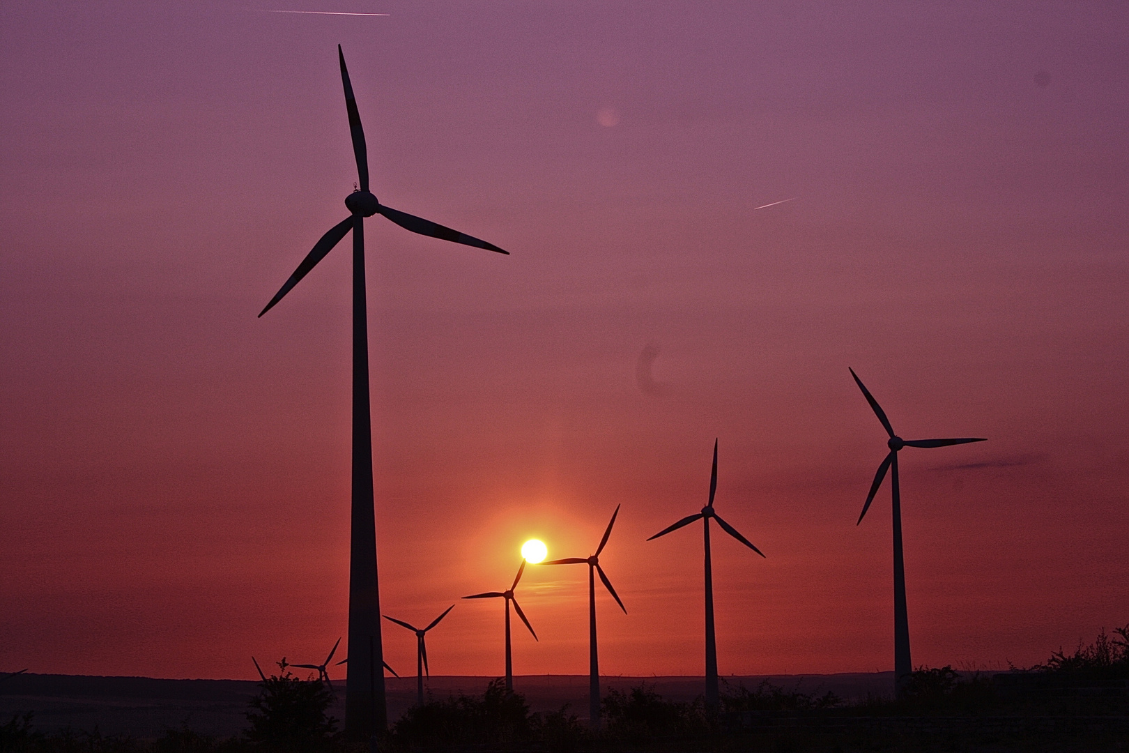 Sonnenuntergang im Windpark