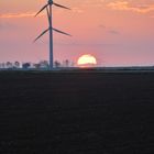 Sonnenuntergang im Windpark II