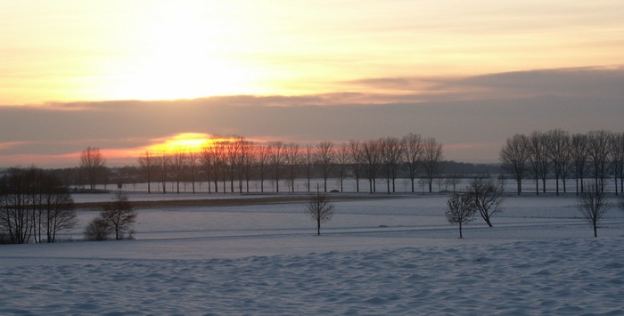 Sonnenuntergang im Winter