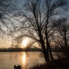 Sonnenuntergang im Winters Kälte 