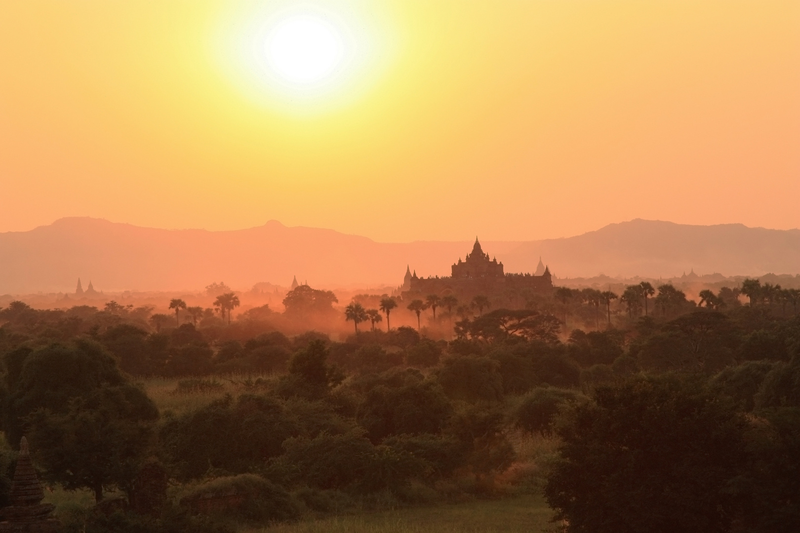 Sonnenuntergang in Bagan