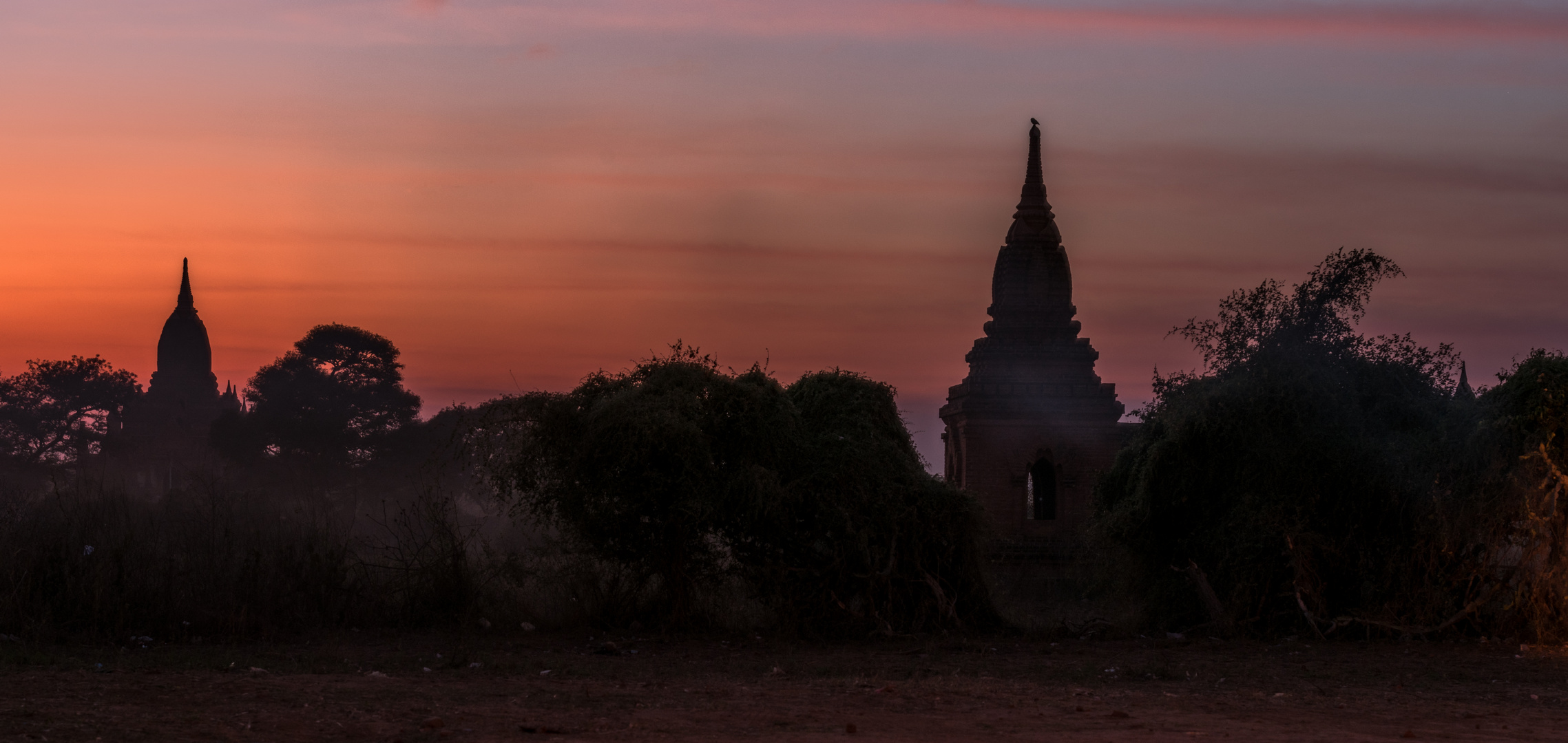 Sonnenuntergang in Bagan VI