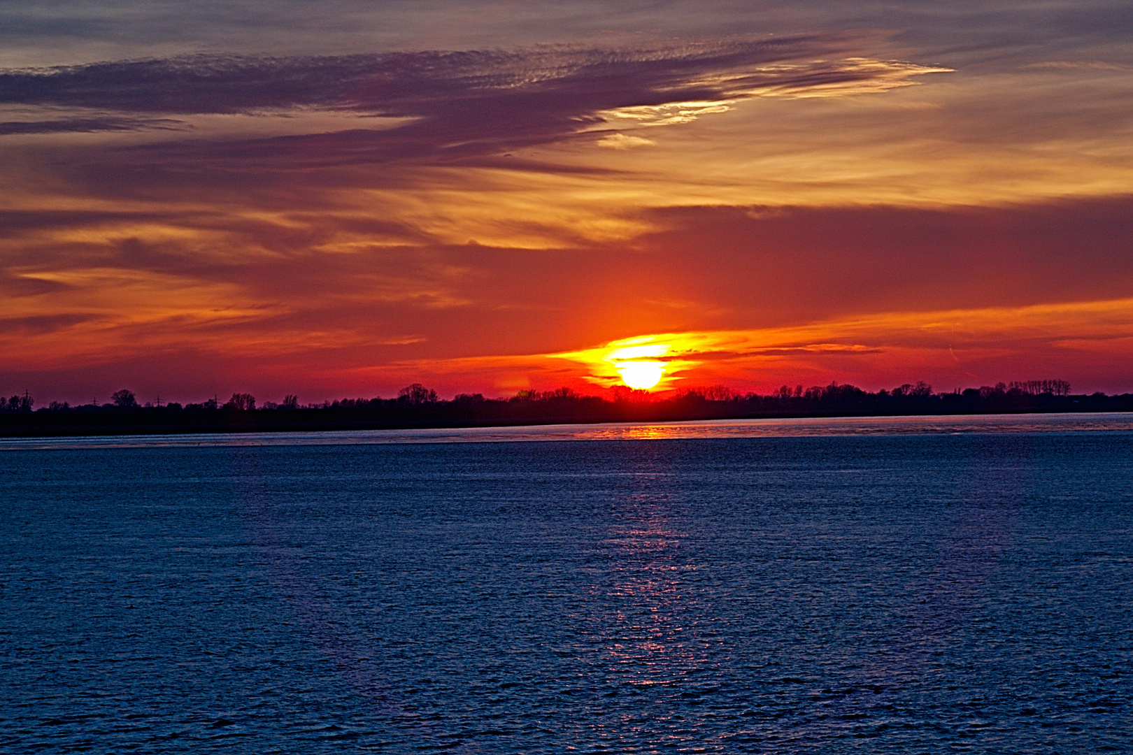 Sonnenuntergang in Bremerhaven