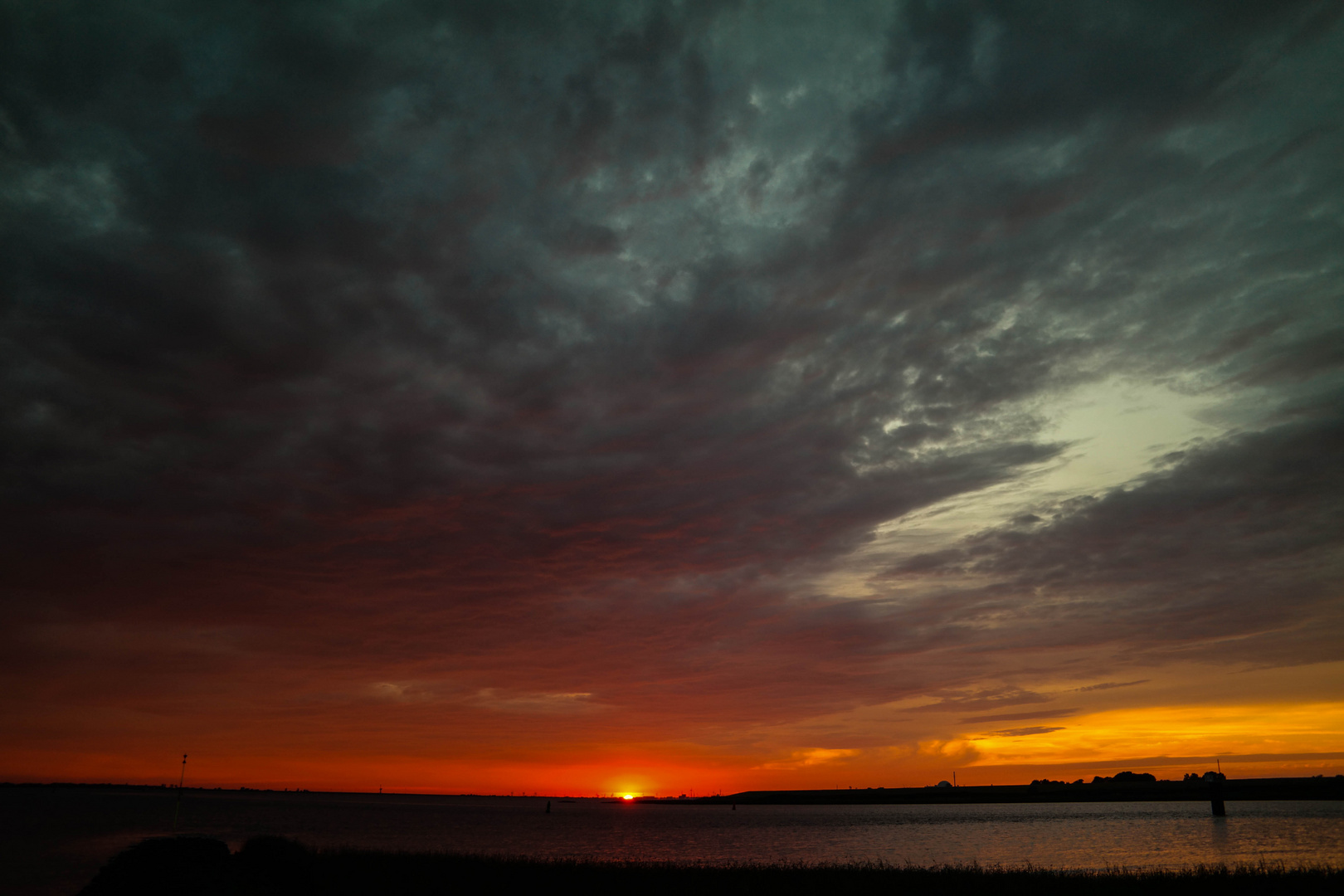 Sonnenuntergang in Brokdorf