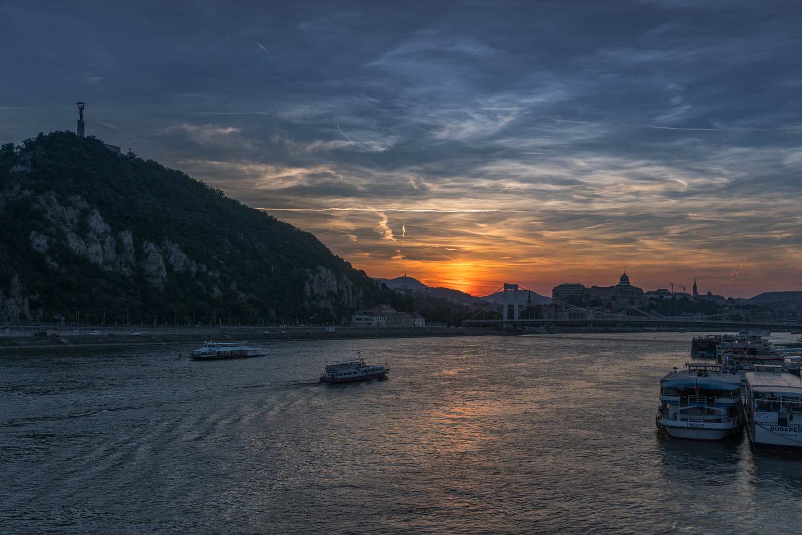 Sonnenuntergang in Budapest
