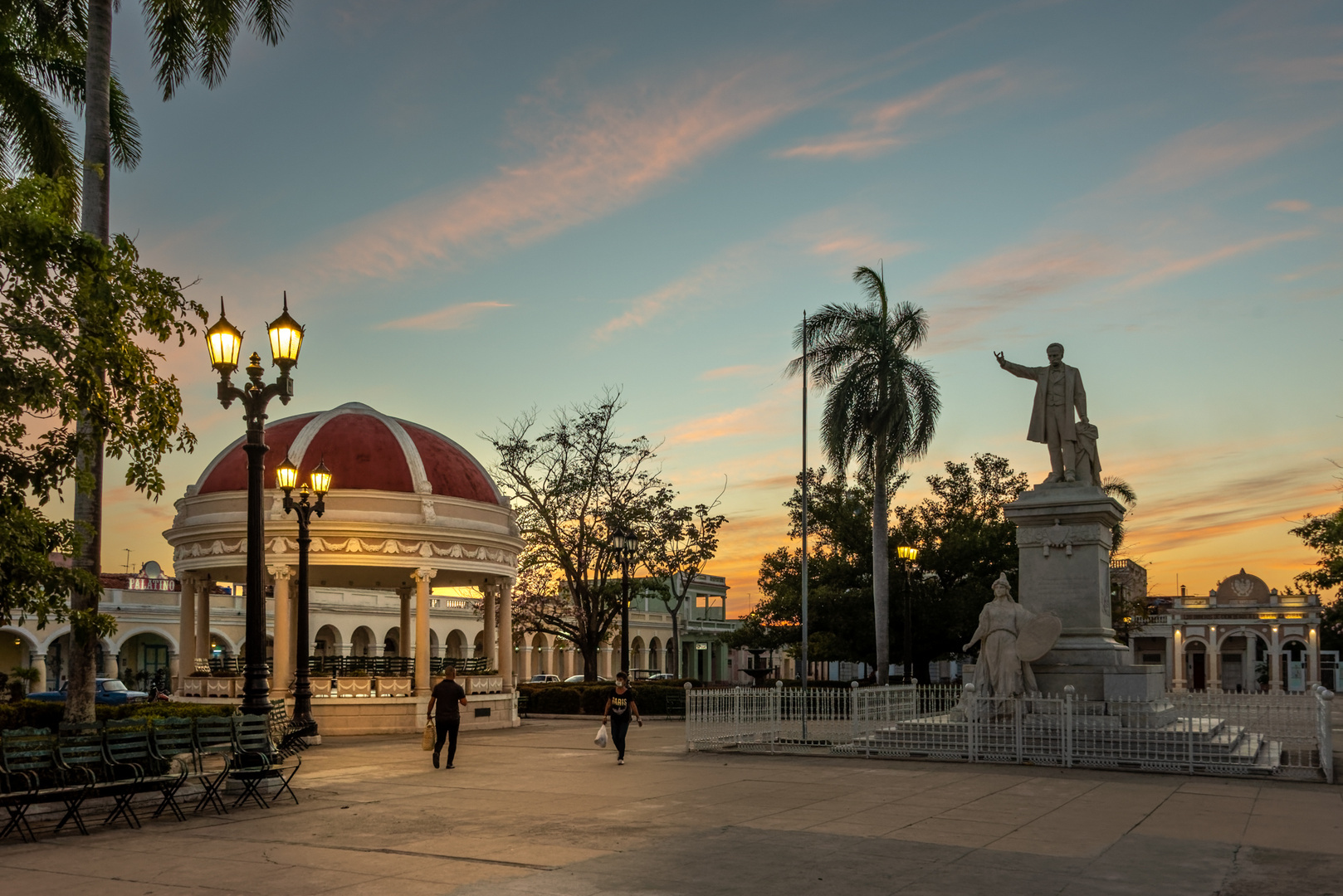 Sonnenuntergang in  Cienfuegos, Kuba