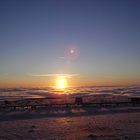 Sonnenuntergang in das Wolkenmeer auf dem Brocken