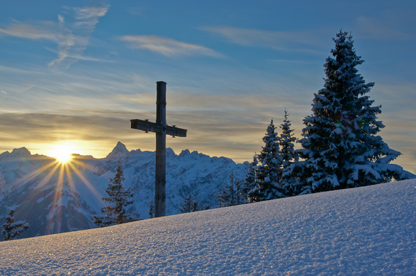 Sonnenuntergang in den Bergen