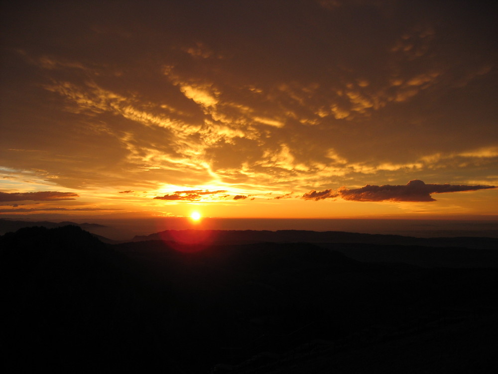 Sonnenuntergang in den Bergen