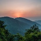 Sonnenuntergang in den Bergen Rajasthans