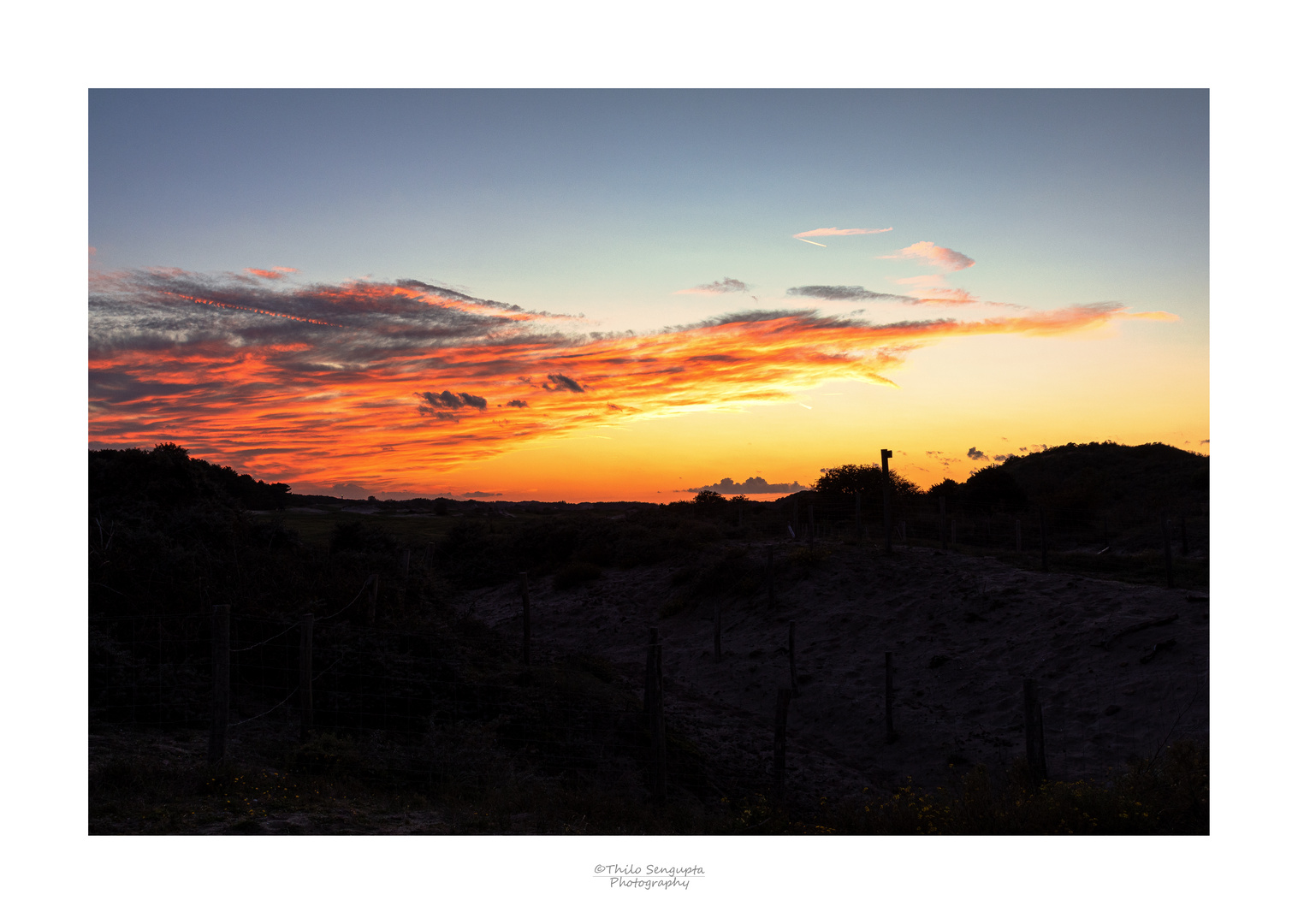 Sonnenuntergang in den Dünen