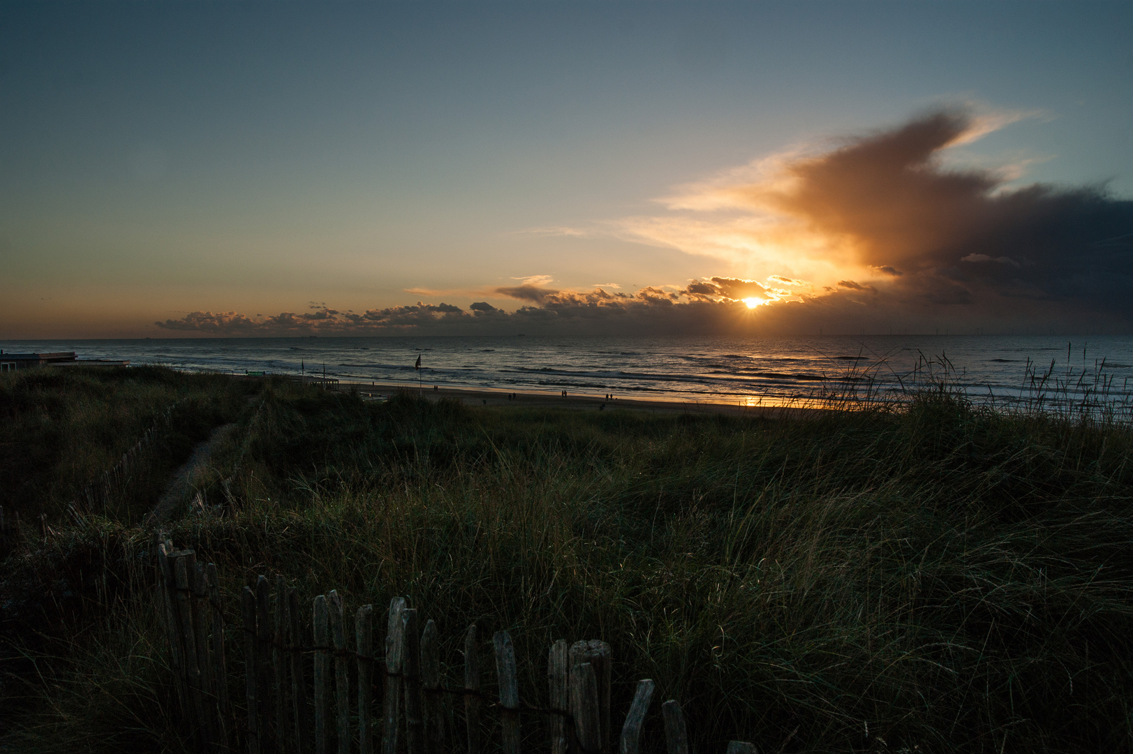 Sonnenuntergang in den Dünen