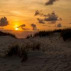 Sonnenuntergang in den Dünen von Nebel/Amrum