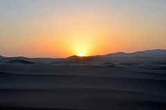 Sonnenuntergang in den Sanddünen um Huacachina