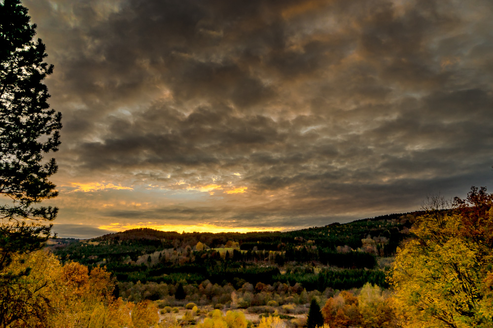 Sonnenuntergang in den Vogesen. Gerardmer