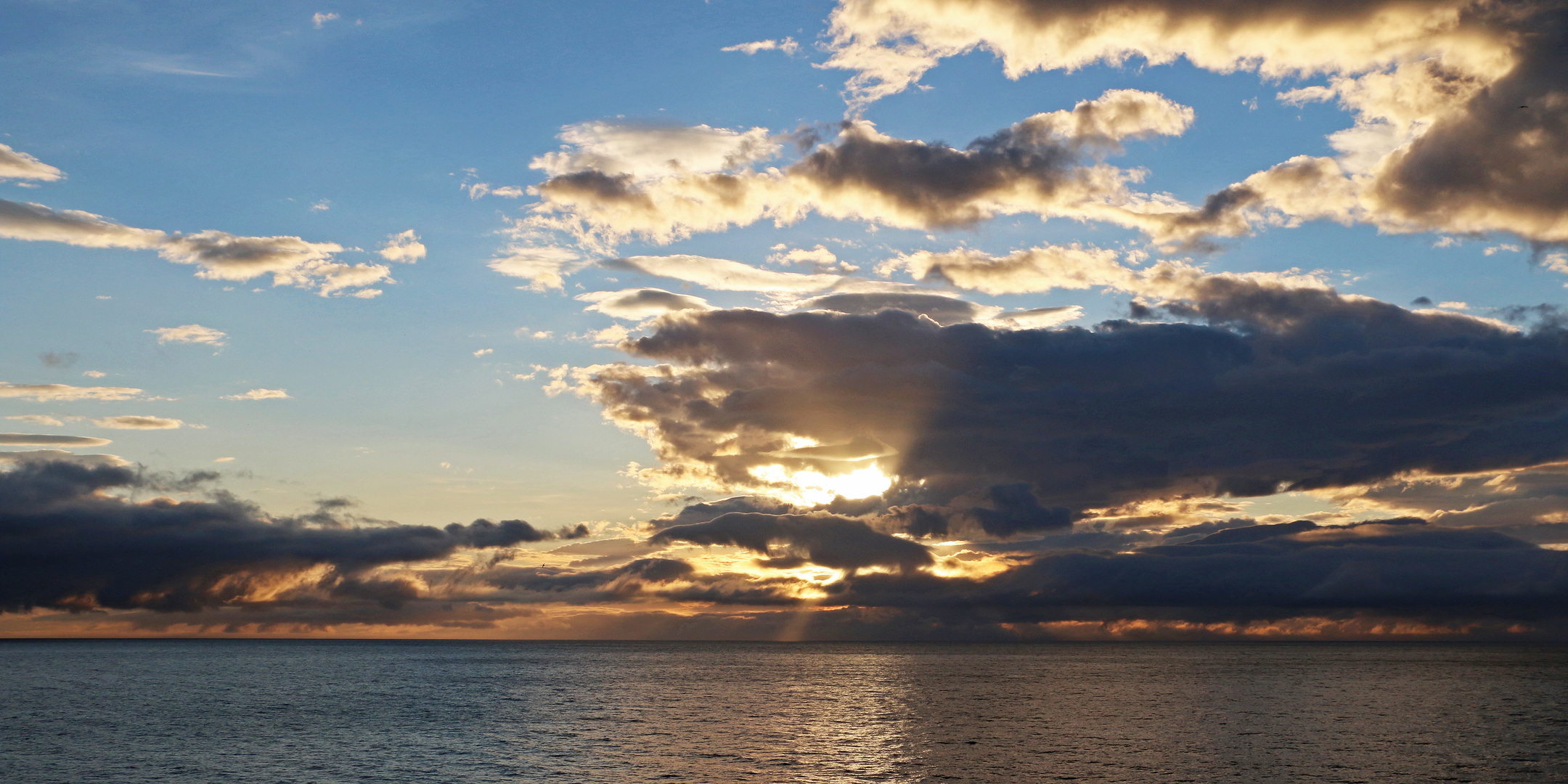 Sonnenuntergang in den Westfjorden