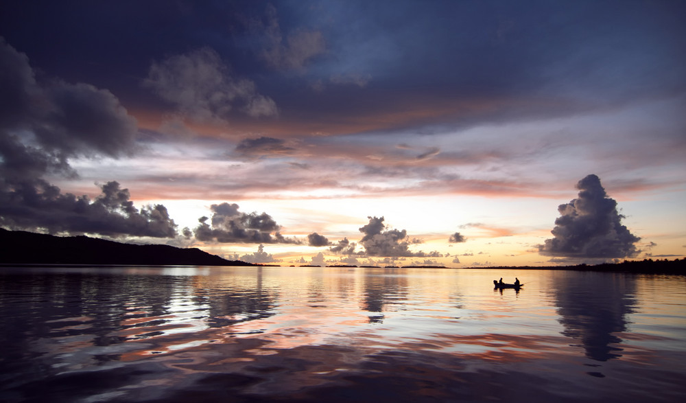 Sonnenuntergang in der Lagune von Bora-Bora