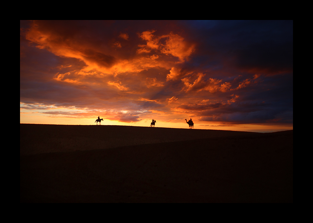 Sonnenuntergang in der libyschen Wüste