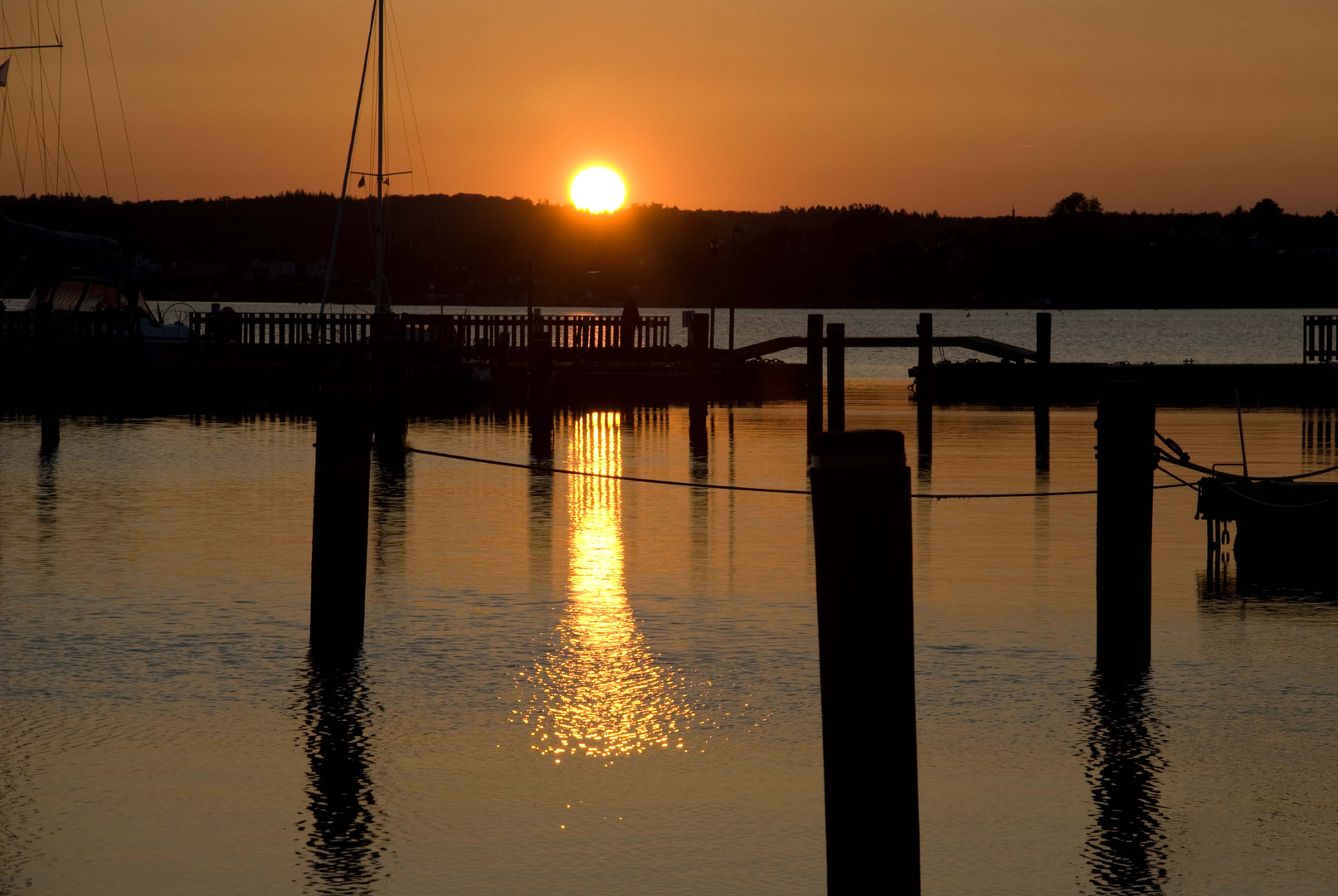 Sonnenuntergang in der Marina Minde