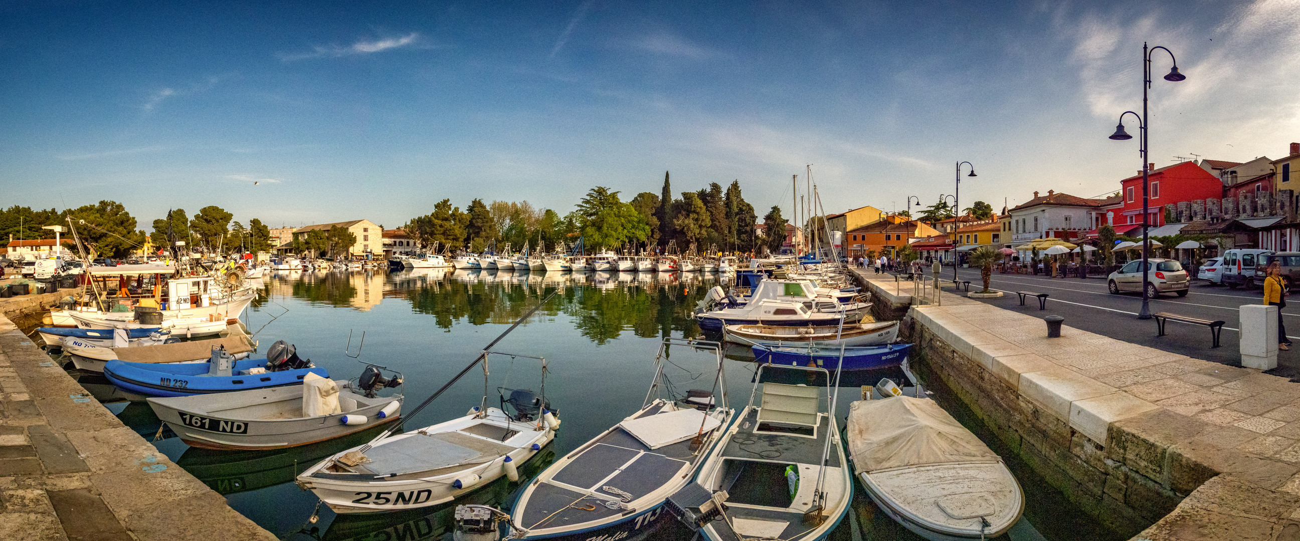 Sonnenuntergang in der Marina von Novigrad