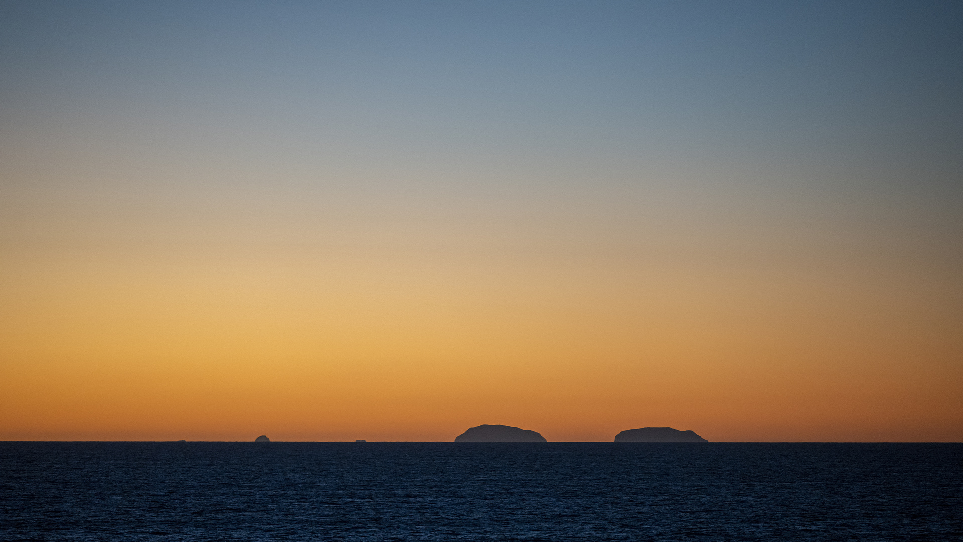 Sonnenuntergang in der Nähe des Polarkreises