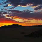 Sonnenuntergang in der Namib